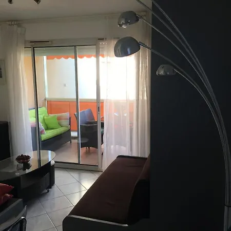 Studio Climatise 3 Personnes + Terrasse *